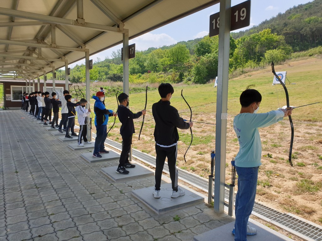 3. 경주시 화랑마을, 가정의 달 국궁체험 소확행 이벤트 실시