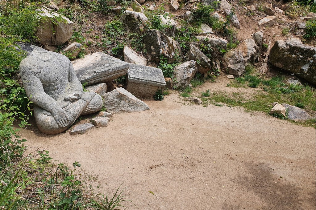 남산 약수곡 제4사지 정비 전2