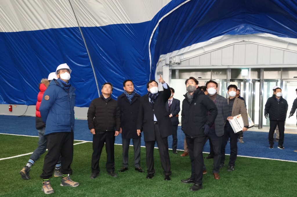 보도자료 1_국내 최초 에어돔 축구훈련장 경주서 다음달 개장_02