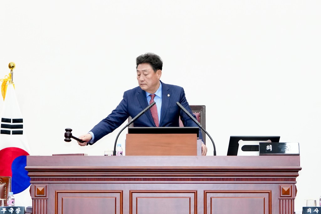 2. 제274회 경주시의회 임시회 개회사진