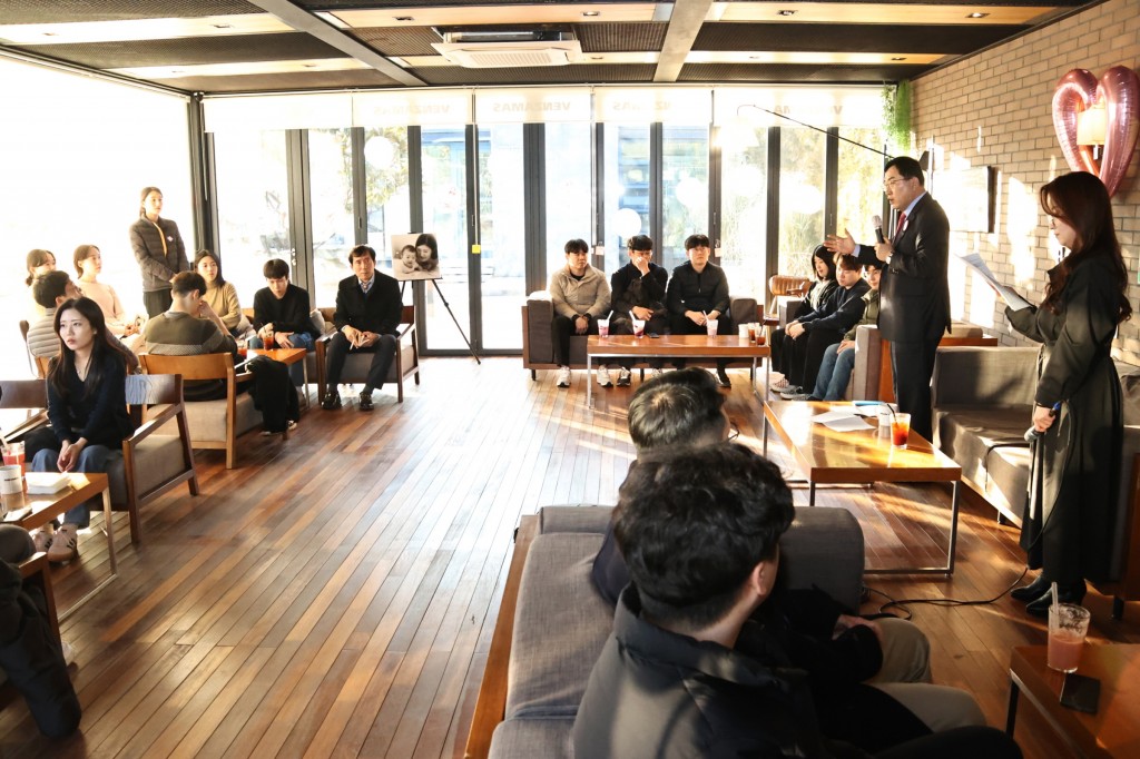 5-3. 시장과 함께하는 ‘미래 행복 육아둥이 톡톡 토크’ 개최