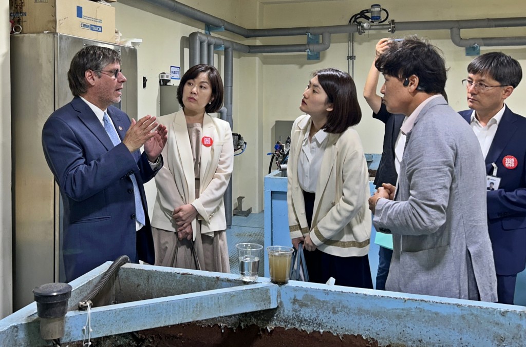 1-2. 주한 페루대사 경주시 물정화기술 견학